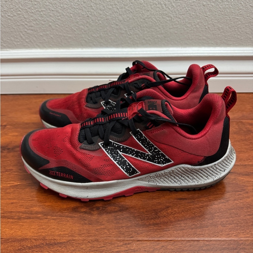 New Balance MTNTRRB4 Sneakers Size 12